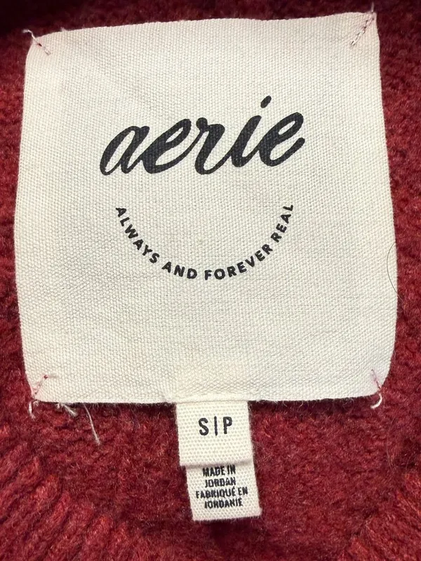 Aerie unREAL Cable Knit Sweater Pullover Women's Small Red Chunky Knit Soft Cozy - Image 10