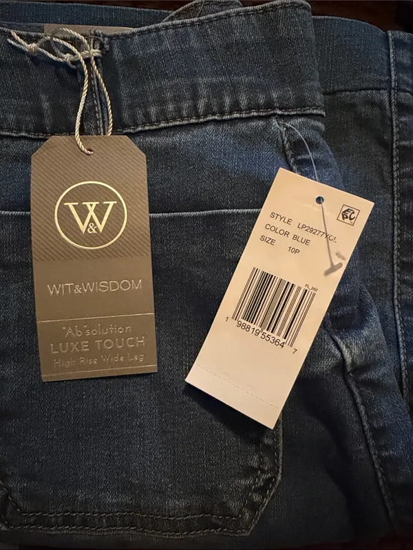 WIT & WISDOM ab solution luxe touch BLUE HIGH RISE PATCH POCKET WIDE LEG JEAN Size 10P - Image 4