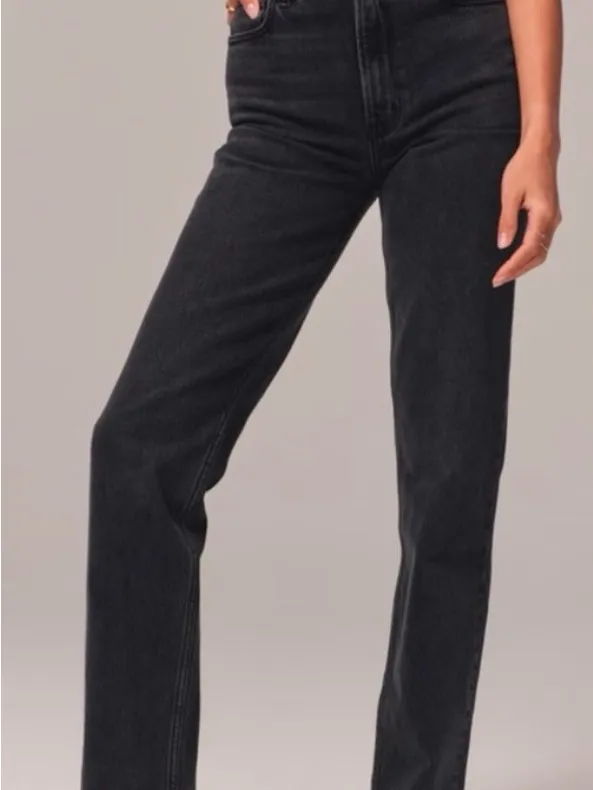Abercrombie & Fitch The ‘90s Straight Ultra-High Rise Jeans in Washed Black - Image 2