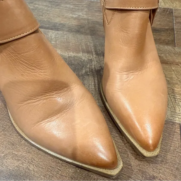 Vince Camuto Berindal Tan Leather Heeled Ankle Booties - Image 12