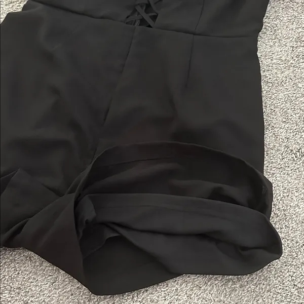 Charlotte Russe Black Long Sleeve romper - Image 9