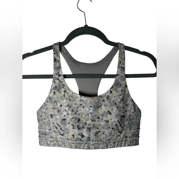 Lululemon‎ Top Speed Bra Size 6 Petite Fleur Silver Spoon Gray Print - Image 3