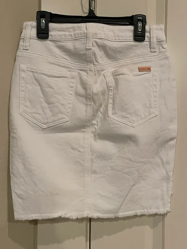 Joe’s Jeans White Denim Skirt 24 EUC - Image 2