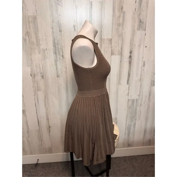 Kerisma Brown dress size medium - Image 4