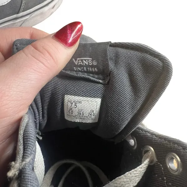 Vans Sk8-Hi Top‎ Sneaker - Frost Gray Canvas Canvas Shoes - Women's 7.5 - Image 11
