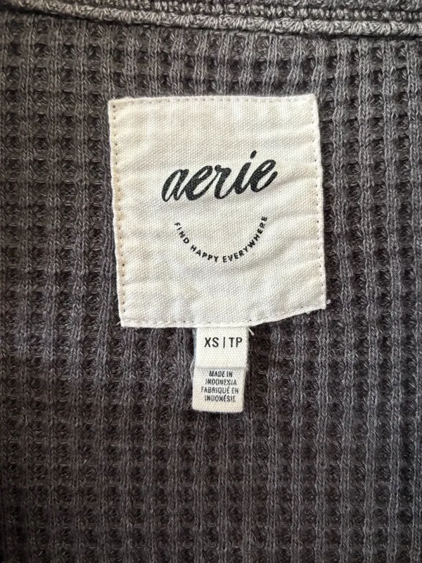 Aerie Women’s Lumberjane Waffle Knit Shacket Button-Up Shirt Dark Grey XS - Image 4