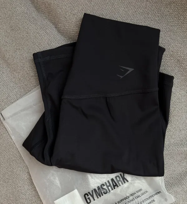 Gymshark Cycling Shorts - Image 2