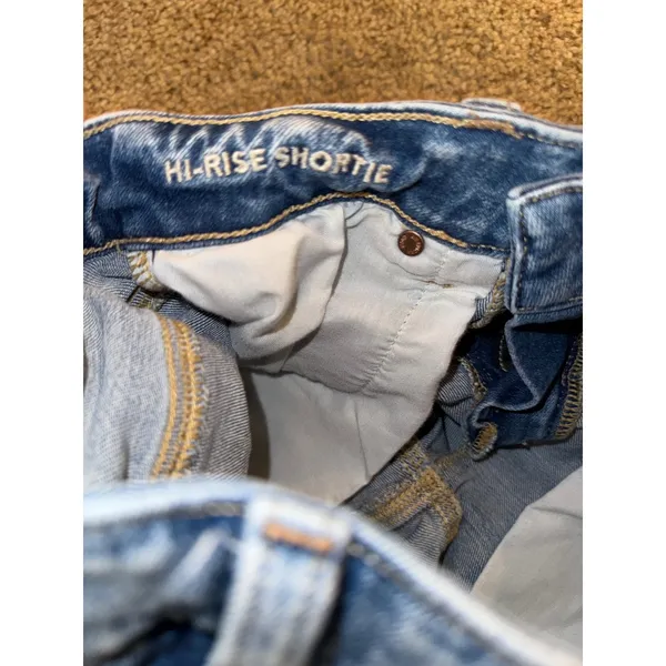 American Eagle Outfitters Shortie Denim Shorts‎ Distressed Blue Size 2 - Image 4