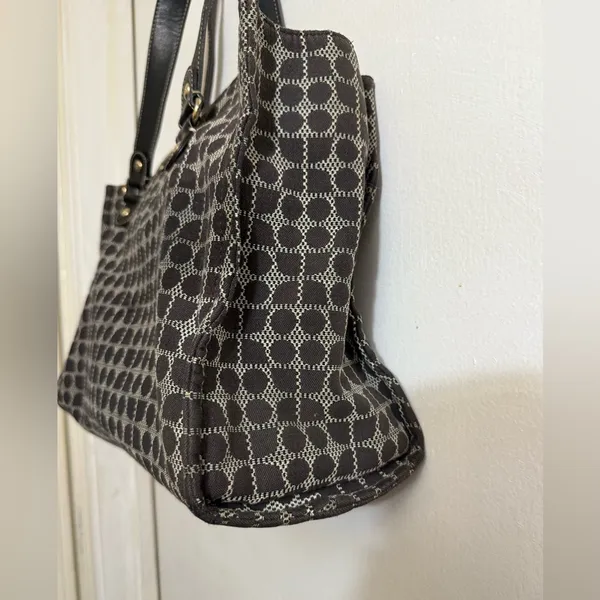 Kate Spade Stylish‎ Black and Cream Large Tote Bag - Image 4