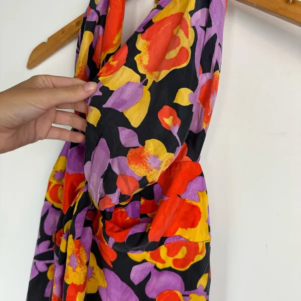 Y2K Abstract Floral Halter Top Sz Medium 100% Silk - Image 5