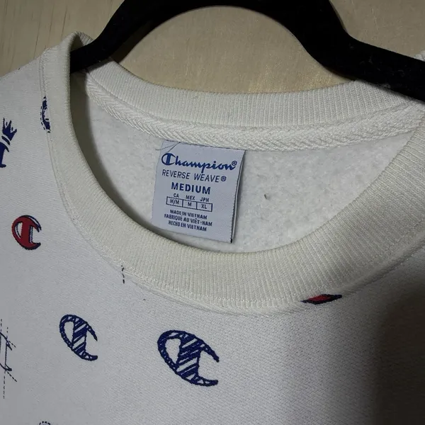 Champion Reverse Weave Crop Sweatshirt‎ Medium White All Over Logo Print - Image 3