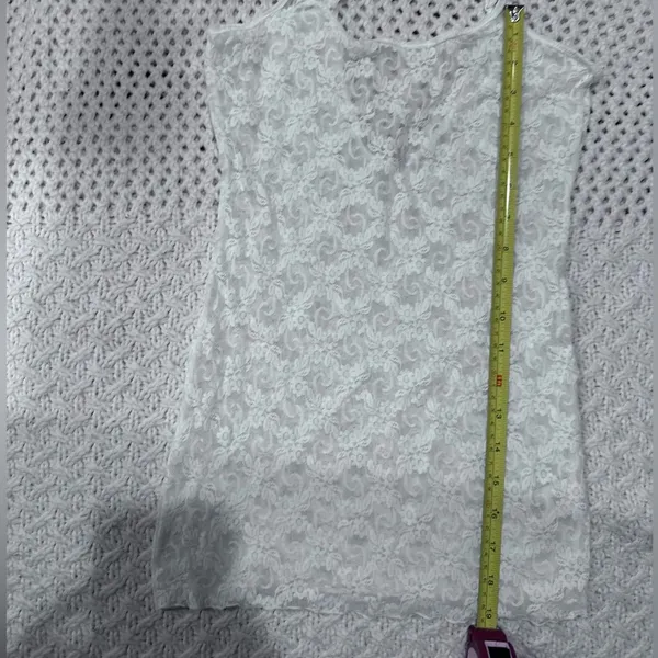 Intimate Free People WOMENS white Lace Fitted Camisole S/P - Image 2