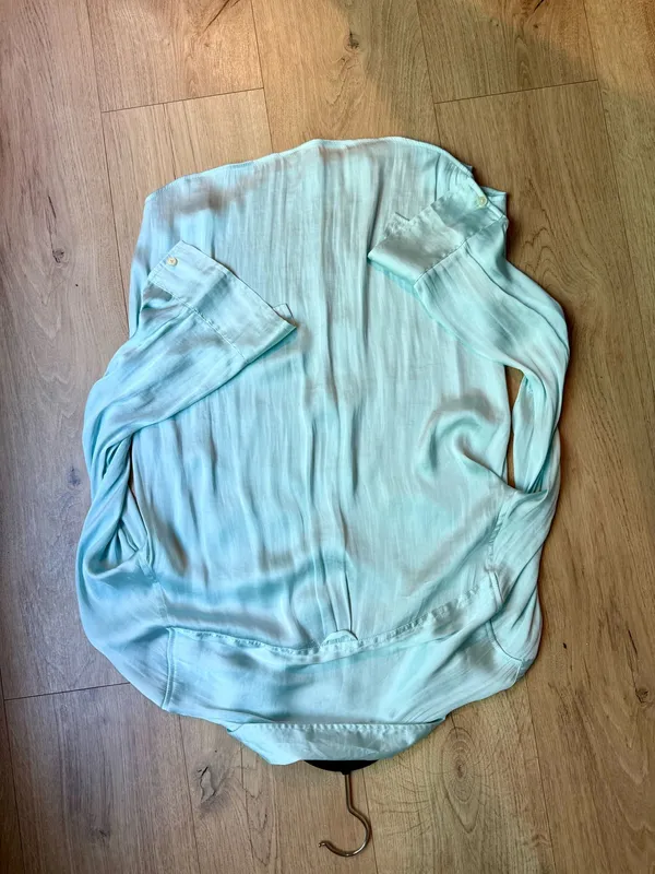 Banana Republic Dillon Classic Fit Button Down Shirt XS Aqua Blue Roll Tab - Image 4