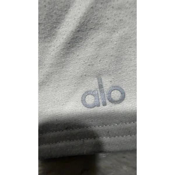 Alo Yoga Womens Heather Grey Accolade Sweat Shorts Size S W5813R - Image 4