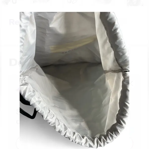 Hunter Boots Gray Drawstring Duster Bag. - Image 5
