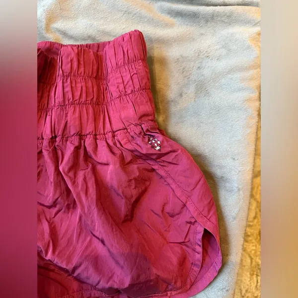 Free People Movement High Waisted Shorts. Size Small - Image 3