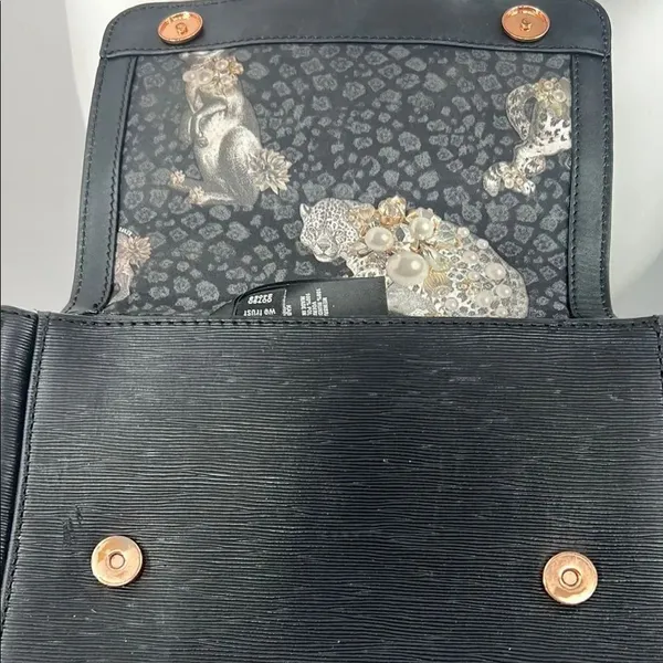 Ted Baker Elegant Black Bow Leather Handbag - Image 3