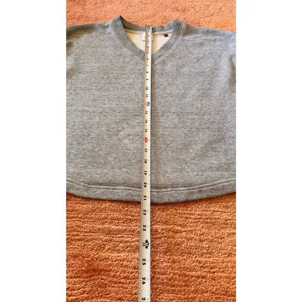 CAbi Cable Knit Sleeve V-Neck Sweatshirt XS Gray Cotton Blend - Image 3