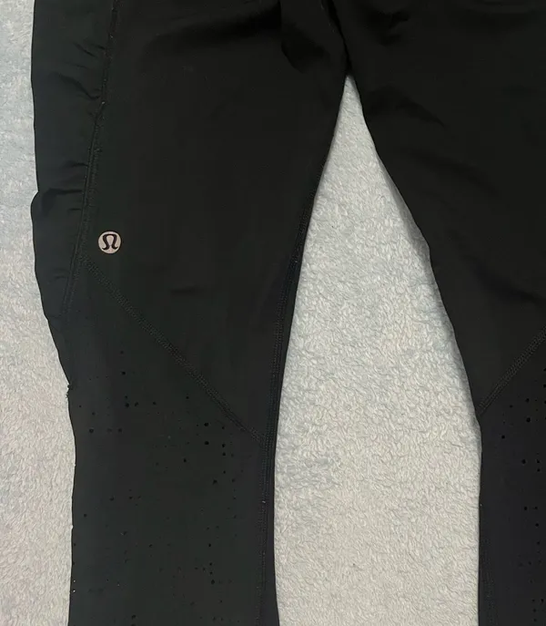 Lululemon Crop Mesh Leggings Black - Image 3