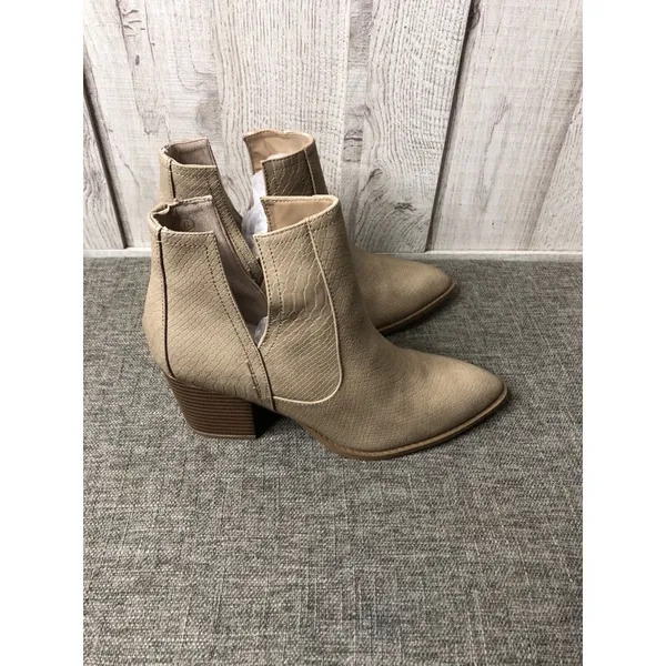 Fisace Womens Boots Size 8 Beige Tan Pointed Toe Heeled Ankle Booties Open Side - Image 2