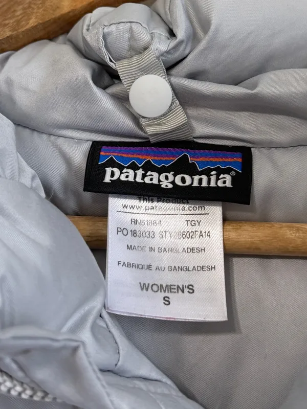 Patagonia Women’s Downtown Loft Jacket Size Small Gray Down Puffer - Image 3