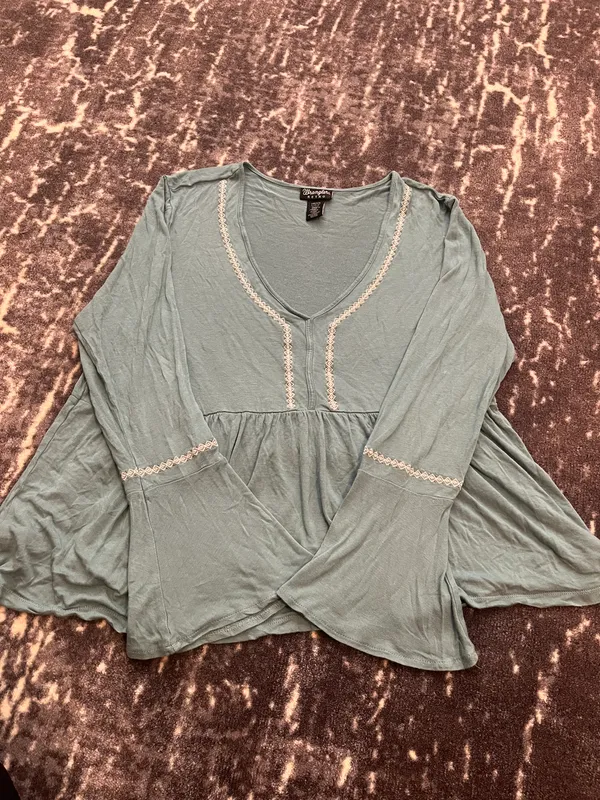 Retro Long Sleeve Top - Image 3
