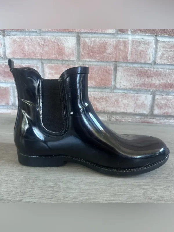 Michael Kors Rain Boots Booties Ankle Black Women’s 10 Logo Rubber Casual - Image 3