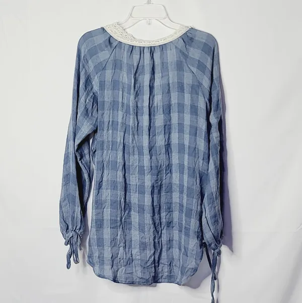 Anthropologie Umgee plaid tassel tie vneck lace blue checkered country Top Sz M - Image 7