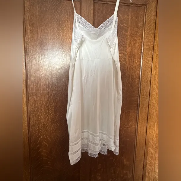 Vintage White Lace Nylon Tricot Slip, Size 44 (Modern XL) - Image 10