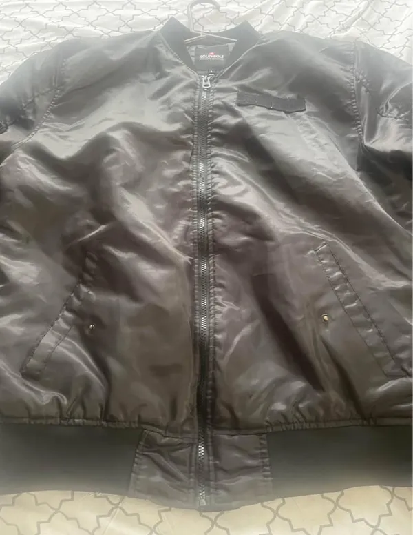 Men size large south pole jacket - Image 2