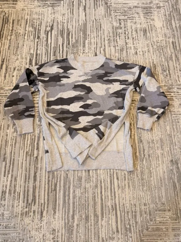 AERIE women's XS (Oversized) gray camo sweatshirt Retails $49.95 - Image 4