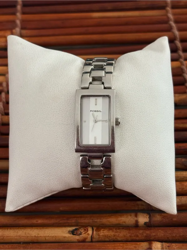 Fossil Silver Rectangular Stainless Steel Link Watch Needs Battery - Image 4