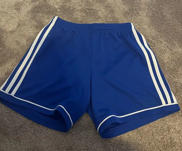 Royal blue athletic shorts Adidas - Image 2