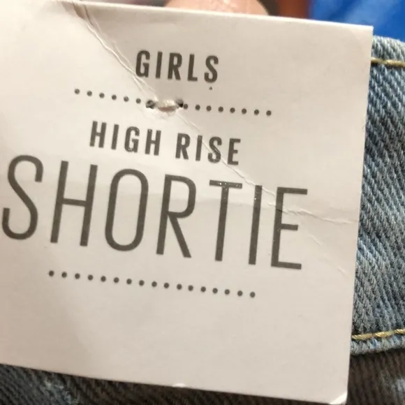 Rue21 high rise shortie denim shorts NWT - Image 6