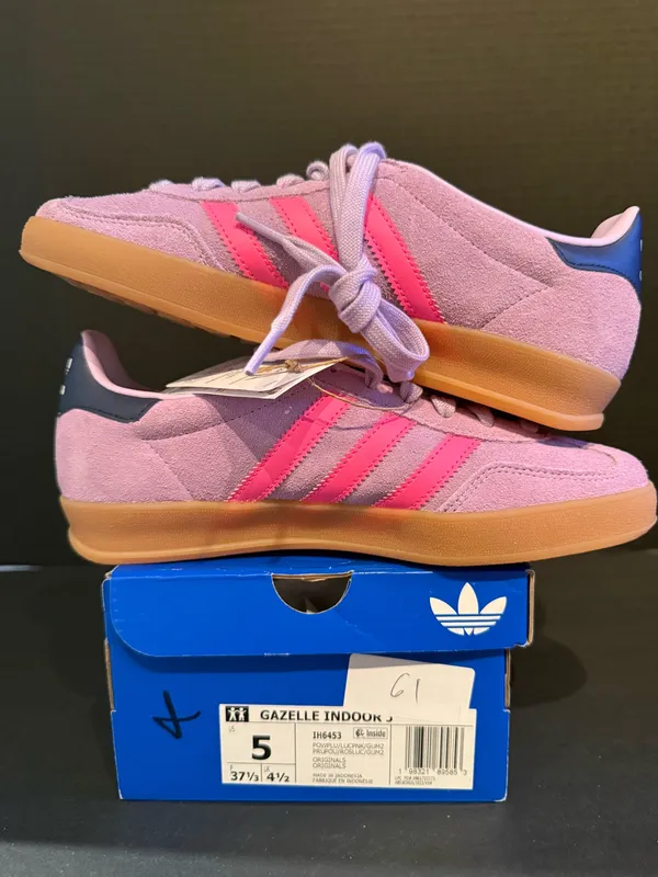 Women’s Adidas Gazelle Indoor size 6W5Y - Image 2