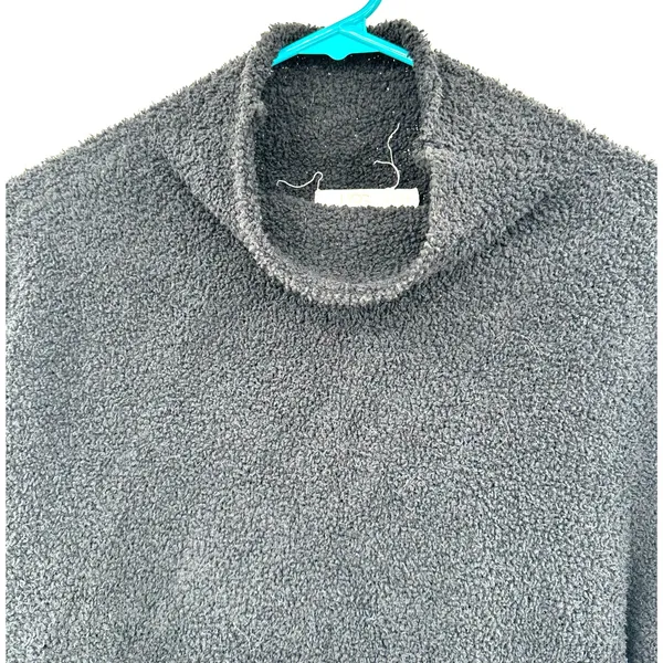 UGG Size Small Long‎ Sleeve Turtleneck Pullover Sweater Black Warm Layers Soft - Image 3