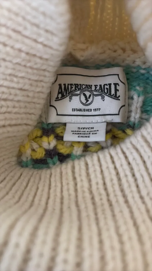 American Eagle Sweater - Image 3