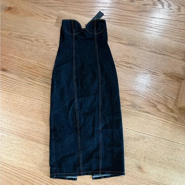 Lioness denim dress - Image 2