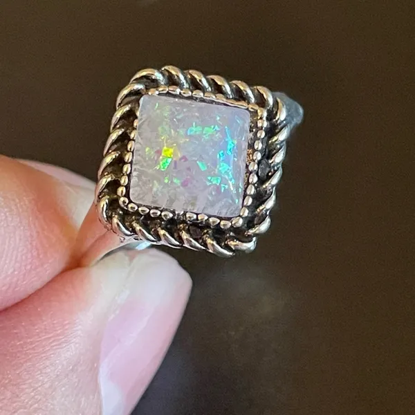 Vintage imitation opal woman silver plated ring size 8.5 - Image 6
