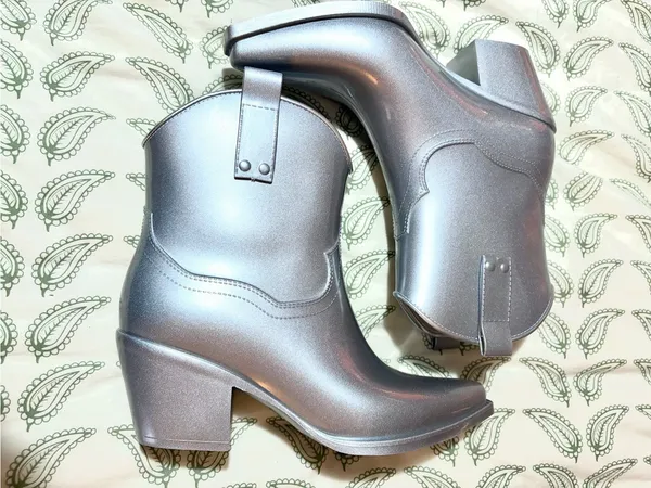 Beach by Matisse Oakley Water Resistant Western Rain Boot Metallic Silver 8 NIB - Image 13