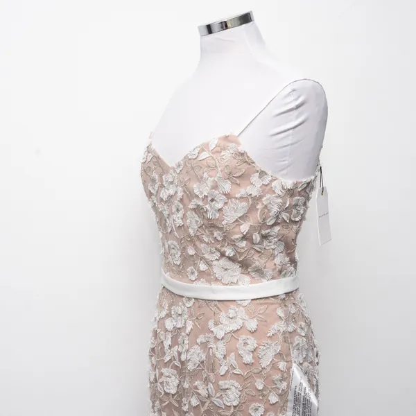 Dress The Population | Emma Embroidered Body-Con‎ Midi Dress - Image 10