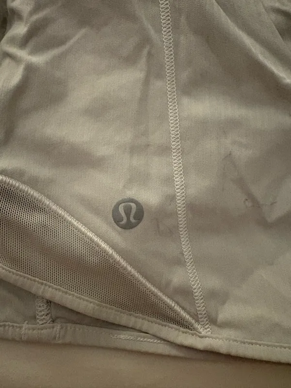 Hotty Hot Lululemon Shorts 2.5" - Image 4