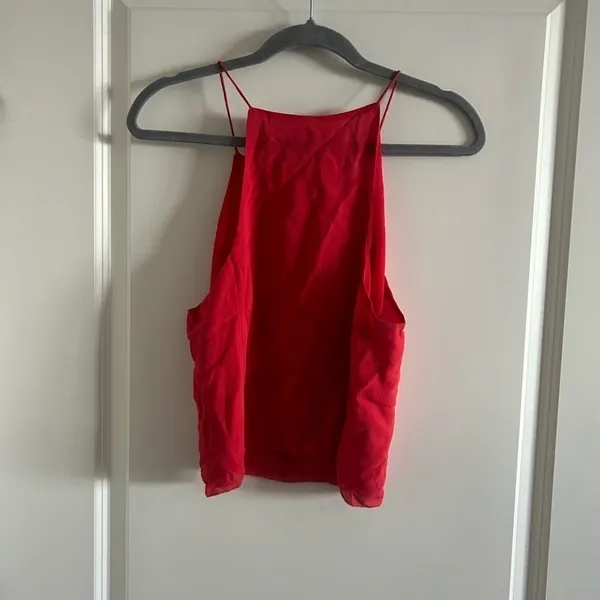 Aritzia Wilfred Red High Neck Tank Top Size Medium - Image 3