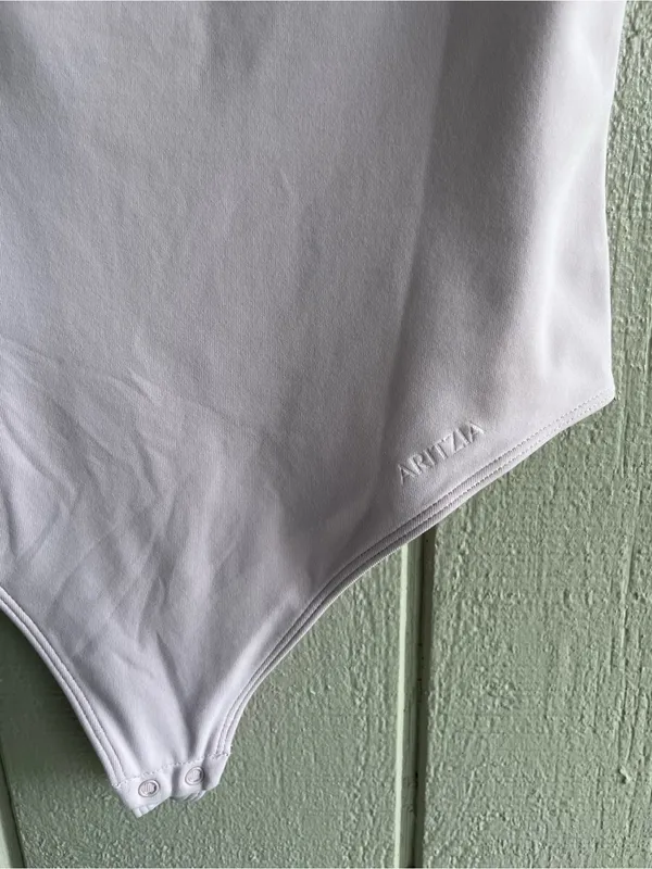 Aritzia Original Contour Manner Squareneck Bodysuit‎ Lilac Purple Size M - Image 4