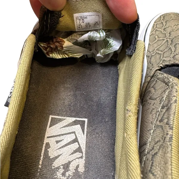 🐍 Vans Snake Print Slip-On Sneakers Women’s Size 7 –‎ Neutral Beige/Green 🐾 - Image 6