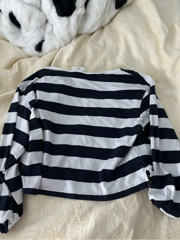 H&M Navy and White Striped Long Sleeve Tee - Image 2