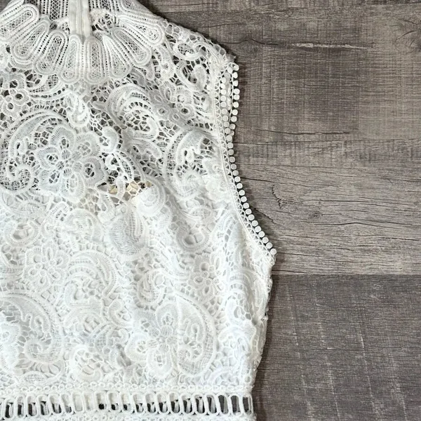Main Strip White Crochet Lace Overlay Midi Dress M Sleeveless High Neck Bridal - Image 3