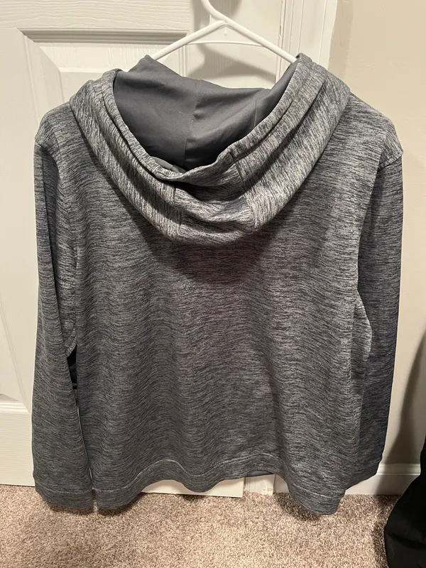 Under Armour Sweatshirt - Image 2