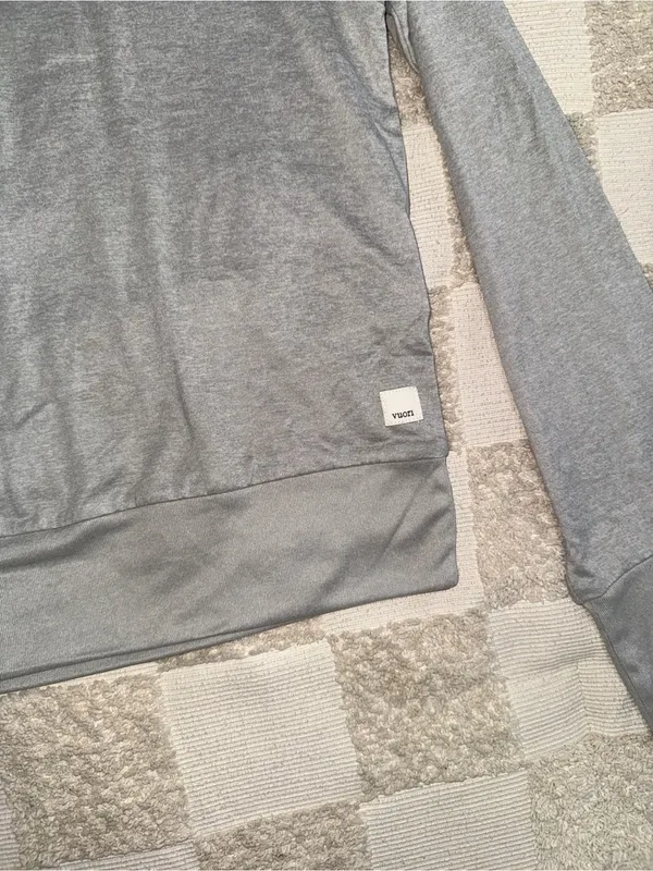 Vuori‎ Women's Daydream Crew long-sleeve performance top M - Image 2