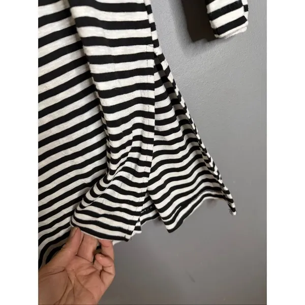 Old Navy Black And White Striped Long Sleeve Tunic Dress Shirt Medium - Image 4